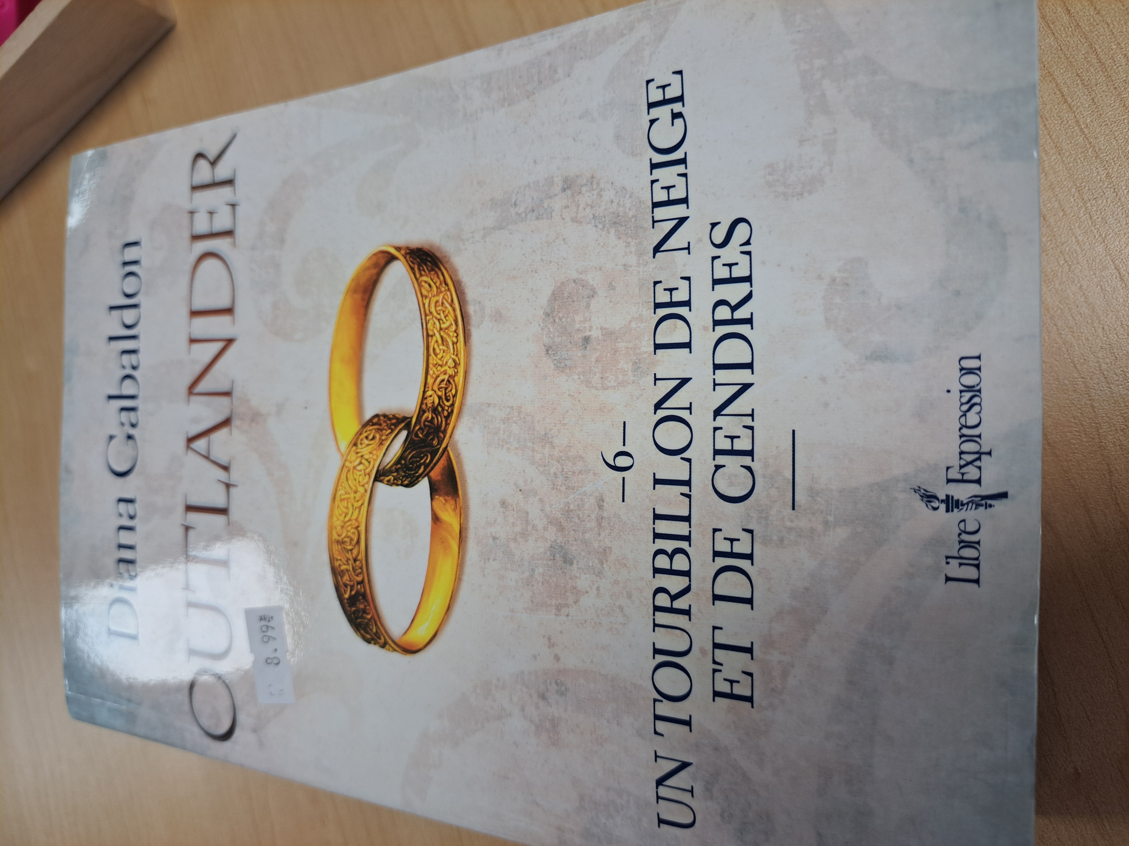 Outlander no6 une tourbillon de neige et de cendres Diana Gabaldon livre usagé